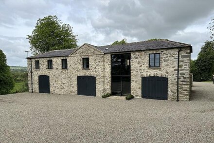 19th-Century Restored Stone Barn