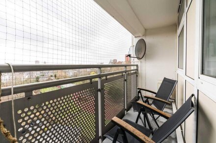 A Skyhigh Stay for 2 in Vauxhall London