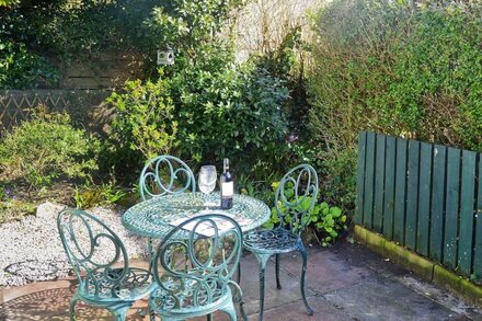 2 bedroom accommodation in Madron, near Penzance