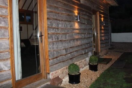 Thatched Barn Overlooking The River Thames