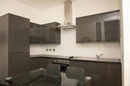 Prime Location Liverpool City Centre Apartment