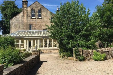 Victorian Detached Stone Built ‘Gentleman’s Residence’ sleeps 6-13