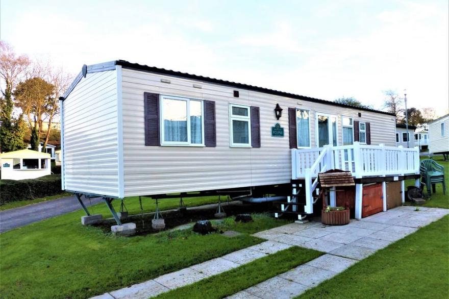 Wild Rose Gorgeous Caravan on Rockley Park