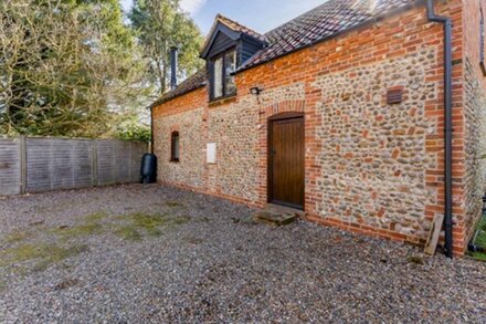 Pass the Keys | Flint Lodge Spacious barn conversion