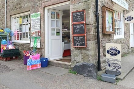 The Bamburgh Bolthole, Village Centre