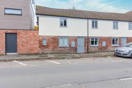 2 Bedroom House in Leominster