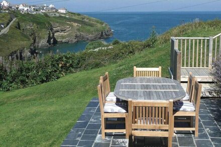 CARTWAY COVE, family friendly, with a garden in Port Isaac