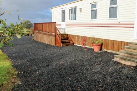 ALKEN CARAVAN, family friendly in Bushmills, County Antrim