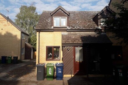 Captivating 1-Bed House in Cambridge