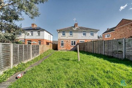 Lovely 2 Bed Home in Worcester