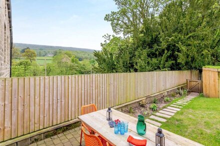 4 bedroom accommodation in Glasshouses, near Pateley Bridge