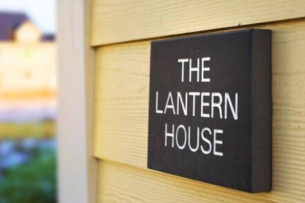 The Lantern House - Three Bedroom House, Sleeps 6