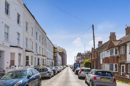 Quirky modern 1-bed flat central Brighton/KempTown