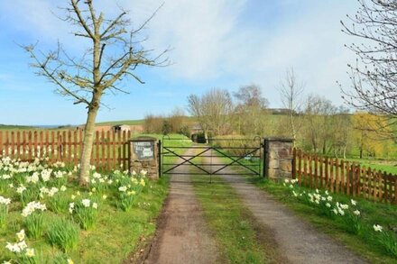 Scottish Countryside Bothy - Nearby Lunan Bay