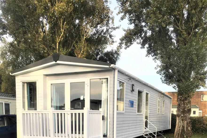 Forget-Me-Not Exquisite Modern Caravan on Rockley Park