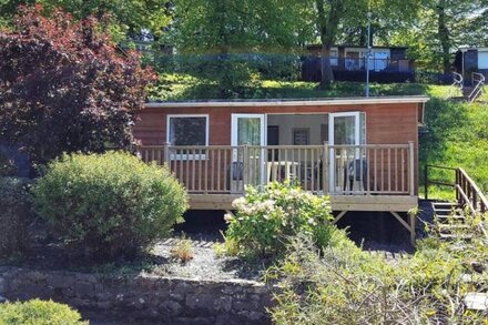 Cosy cabin on a quiet family run site