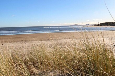 WANSBECK VIEW 2, pet friendly, country holiday cottage in Ashington