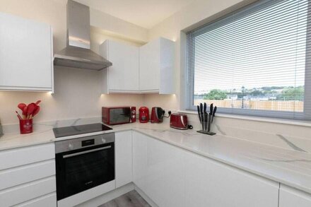 Pembroke Castle Penthouse 2 · Pembroke Castle Penthouse 2