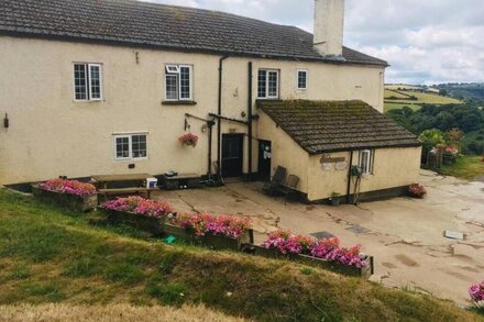 Charming 3-Bed House on Exmoor