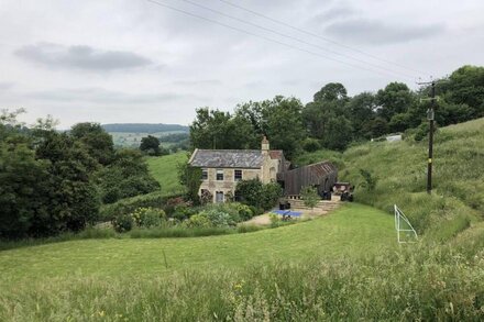 Large House With hot tub Near Bath