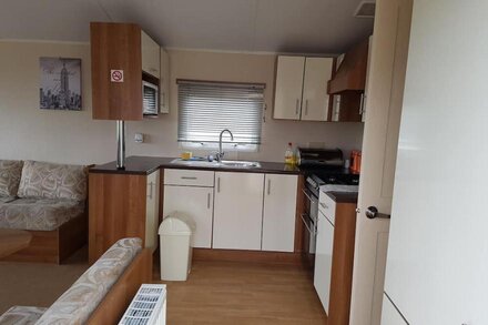 8 berth (3 bed caravan) centrally heated and double glazed