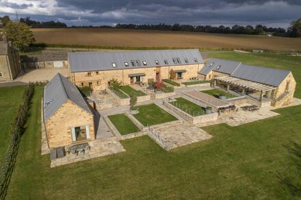 Luxuriously presented holiday cottage in the Cotswolds - Yew Barn & The Cottage