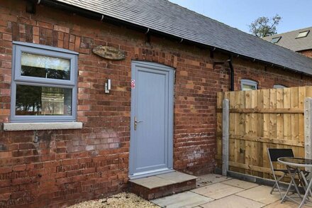 The Dairy, 1 bed studio, Wolds Way Holiday Cottages