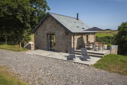 THE BOTHY, family friendly, luxury holiday cottage in Slapton