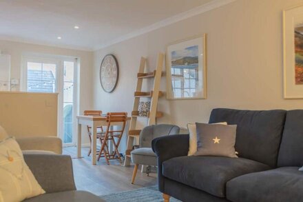 Stylish spacious 3 bedroom house in the heart of Salcombe