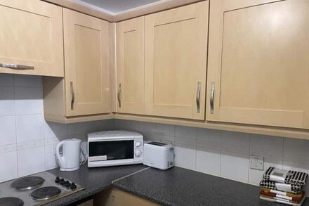 Lovely 2 Bedroom Apartment with parking and wifi