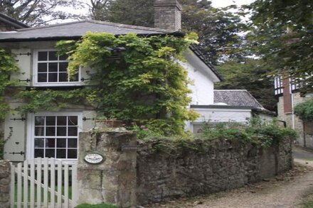 Grebe Cottage Bonchurch Isle of Wight . Idyllic setting.