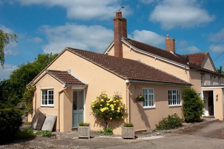 Farmhouse Annexe For 2 People In A Peaceful Location In North Dorset