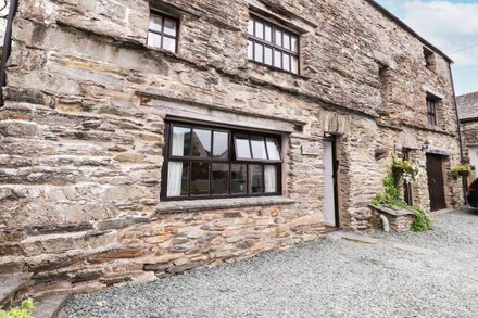 CHERRY TREE COTTAGE AT SATTERTHWAITE, with a garden in Hawkshead