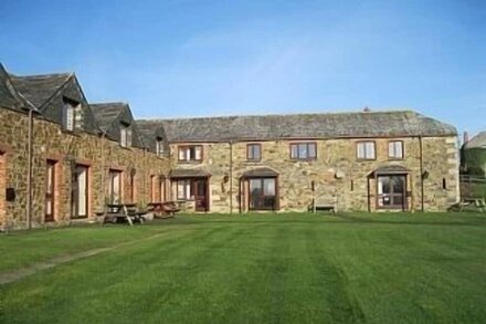 Cosy Stone Cottage In St Minver, Nr. Rock, Cornwall