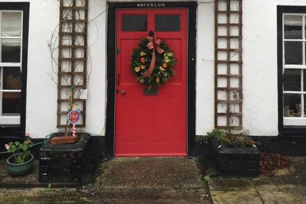 Stunning 200 year old cottage in lovely village location