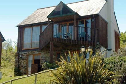 3 B/R home near St Mellion(free golf)- stunning views, gym & pool membership inc