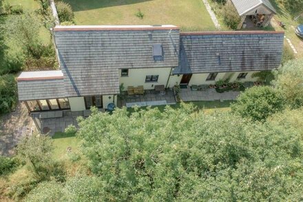 Peaceful Cottage in Rural North Devon, near the Ocean