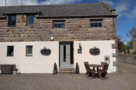 Charming quiet barn conversion near the sea at Budle Bay, Waren Mill