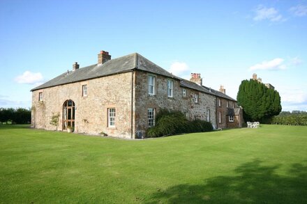 Kirkandrews House.  Sleeps 13 in 7 Bedrooms, 5 Bathrooms. Pets allowed