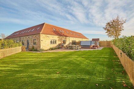 Holly Tree Barn, Ashlin Farm Barns