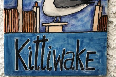 Kittiwake Apartment, Pittenweem - stunning Sea Views in picturesque village.