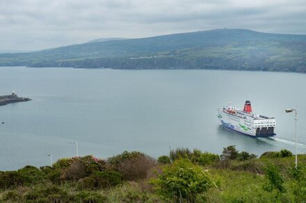 Nythfa, Situated on the Stunning Pembrokeshire Coastal Path