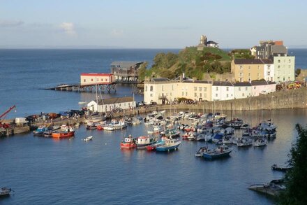 Idyllic location in Tenby Harbour