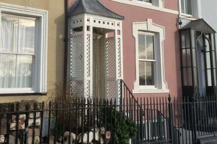 A Caernarfon Townhouse with the best views