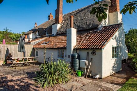 Blueberry Cottage, Old Cleeve