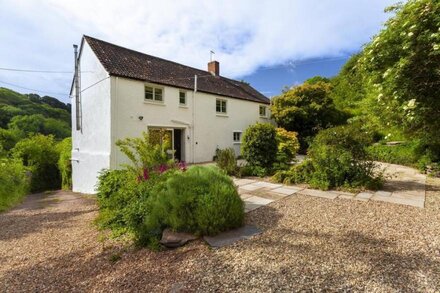 Trinity Cottage, Roadwater