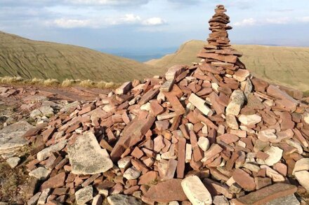 Home from Home surrounded by the Brecon Beacons