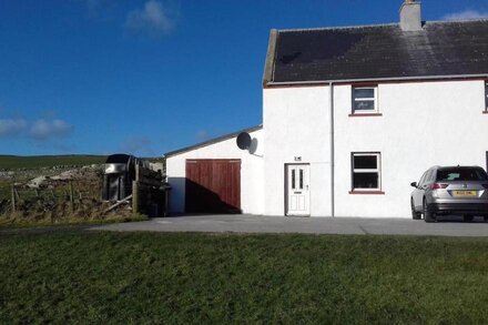 Cozy Cottage In Picturesque Scotland