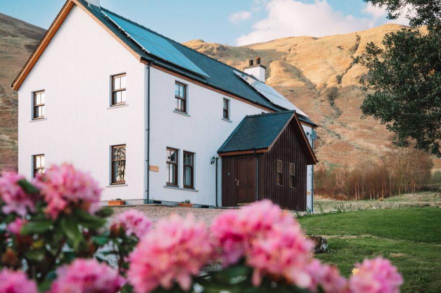 Inverskilavulin Estate - Maclean House