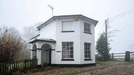 Heath End Lodge